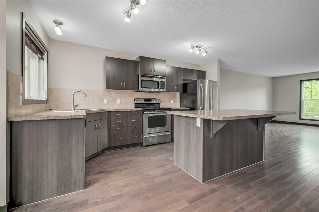 Fifth View of 1559 New Brighton Drive SE, New Brighton, Calgary, Alberta, T2Z 0S9