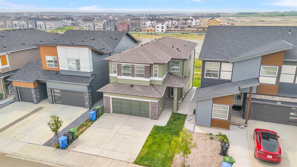 311 Lucas Way NW, A2242476, Alberta,