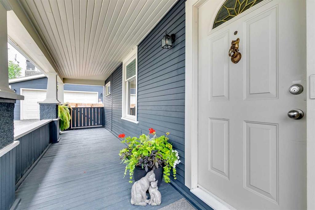 Third View of 1717 21 Avenue SW, Bankview, Calgary, Alberta, T2T 0N3