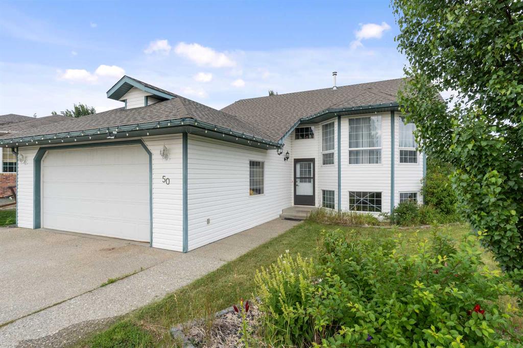 50 Park Circle , A2242520, Alberta,