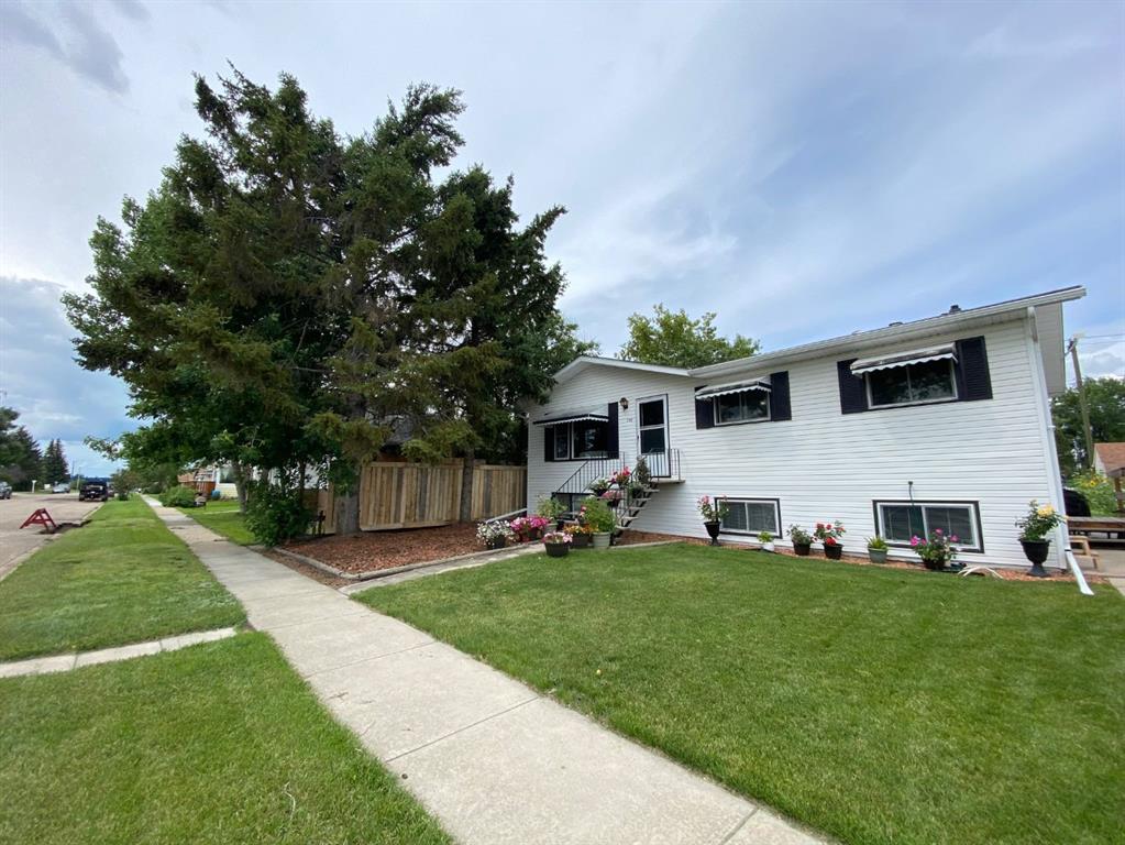208 4 Avenue W, A2242539, Alberta,