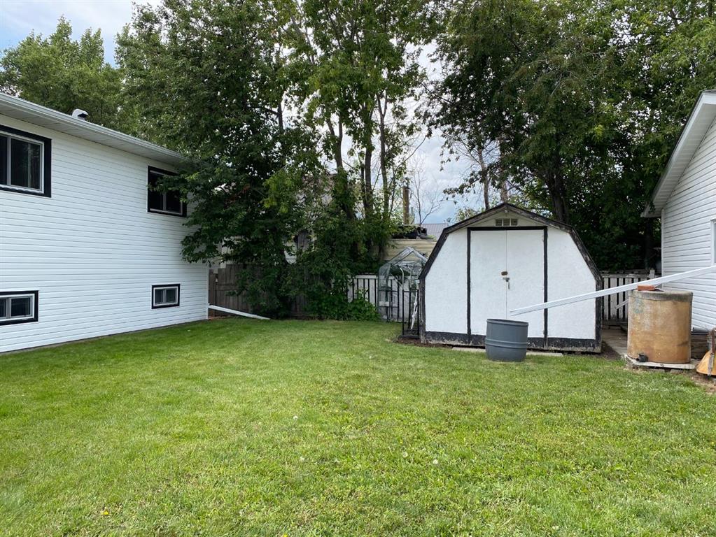 Third View of 208 4 Avenue W, NONE, Hanna, Alberta, T0J 1P0