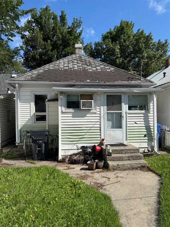 Third View of 1610 3 Avenue N, Westminster, Lethbridge, Alberta, T1H 0J8