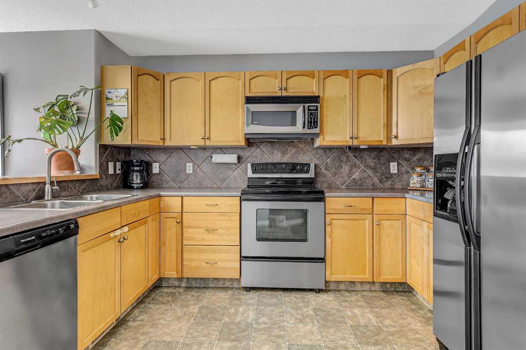 Fifth View of 7205 Kateri Drive , Mission Heights, Grande Prairie, Alberta, T8W 2Y2