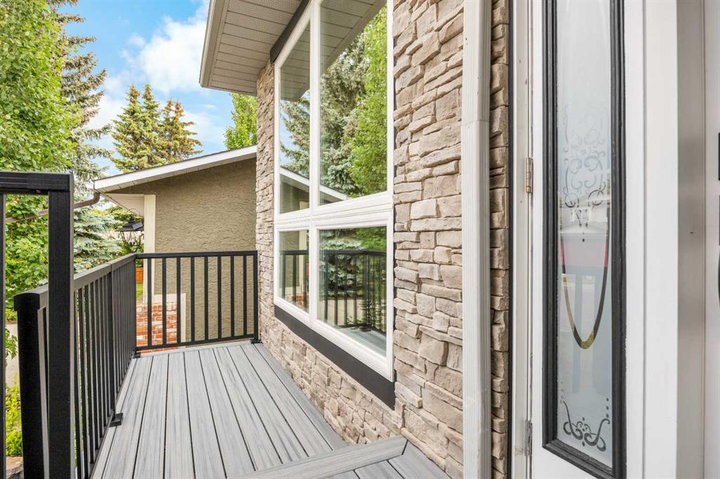 Third View of 182 Scenic Glen Close NW, Scenic Acres, Calgary, Alberta, T3L 1H4