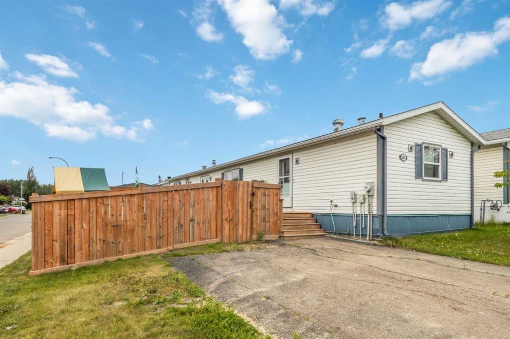 101 Hoehne Street , A2242587, Alberta,