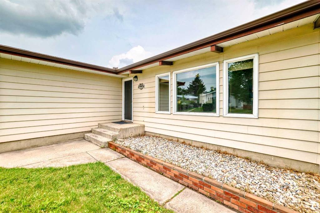 Fourth View of 211 Allan Crescent SE, Acadia, Calgary, Alberta, T2J0T3
