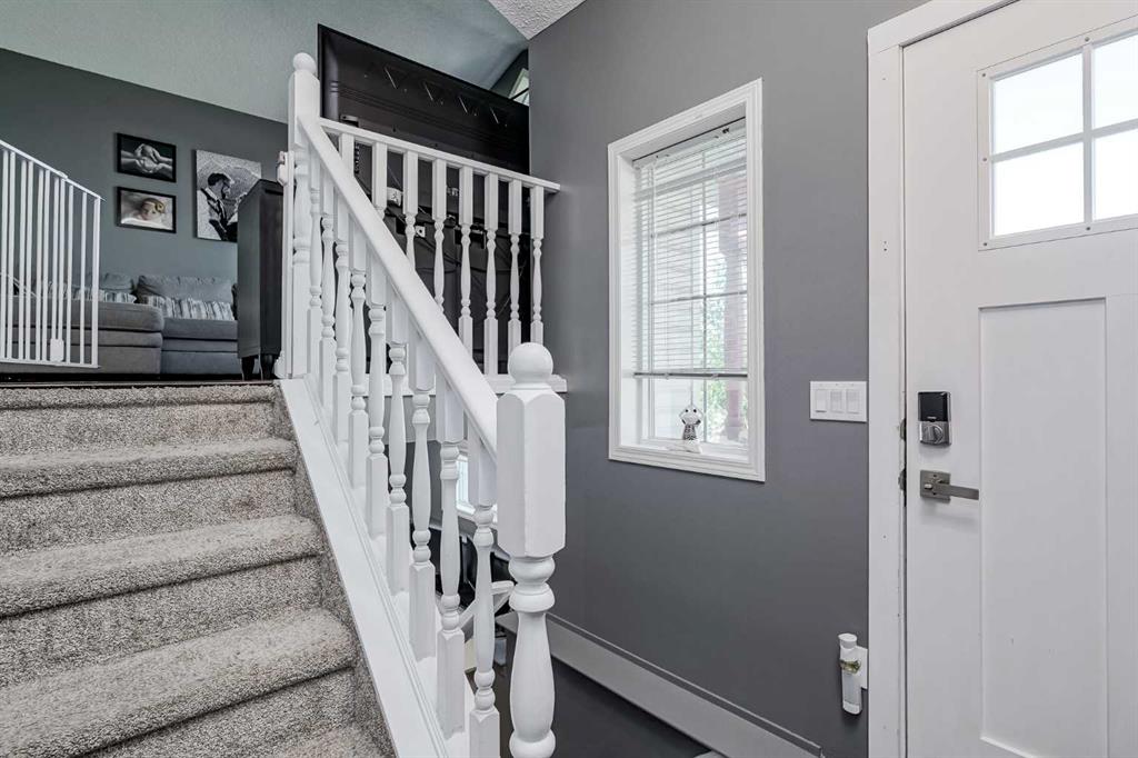 Fourth View of 14568 Mt Mckenzie Drive SE, McKenzie Lake, Calgary, Alberta, T2Z 3G9