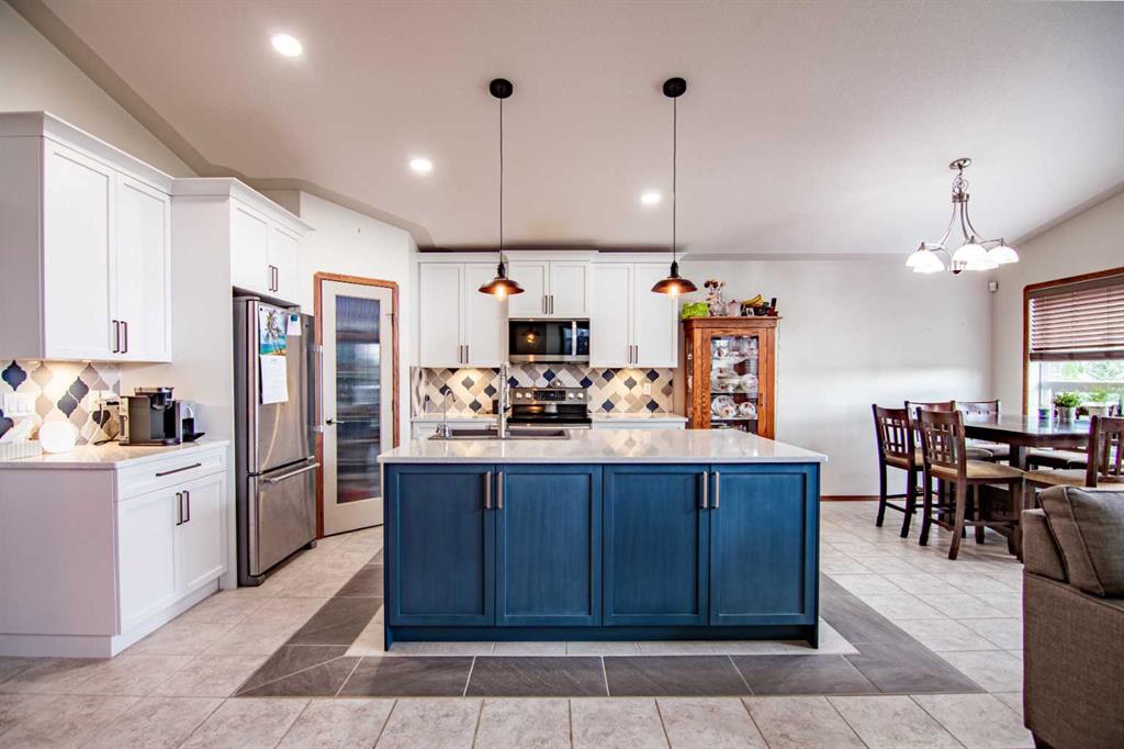 Fifth View of 70 Langford Crescent , Lancaster Green, Red Deer, Alberta, T4R 3E5