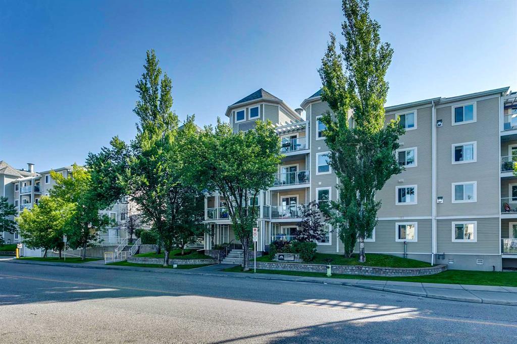 Fourth View of 402, 280 Shawville Way SE, Shawnessy, Calgary, Alberta, T2Y 3Z8