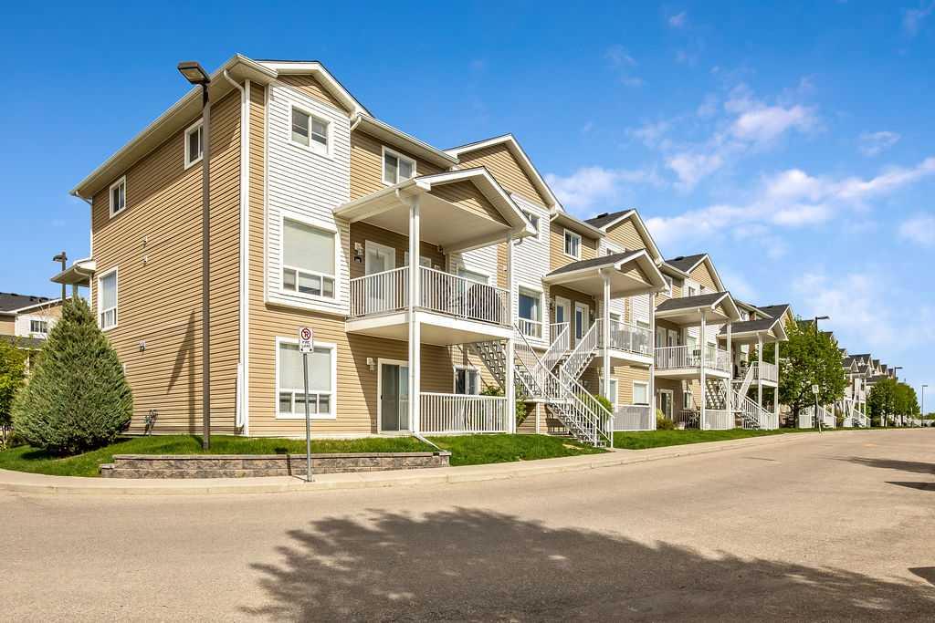 106 Sunrise Terrace NE, A2242923, Alberta,