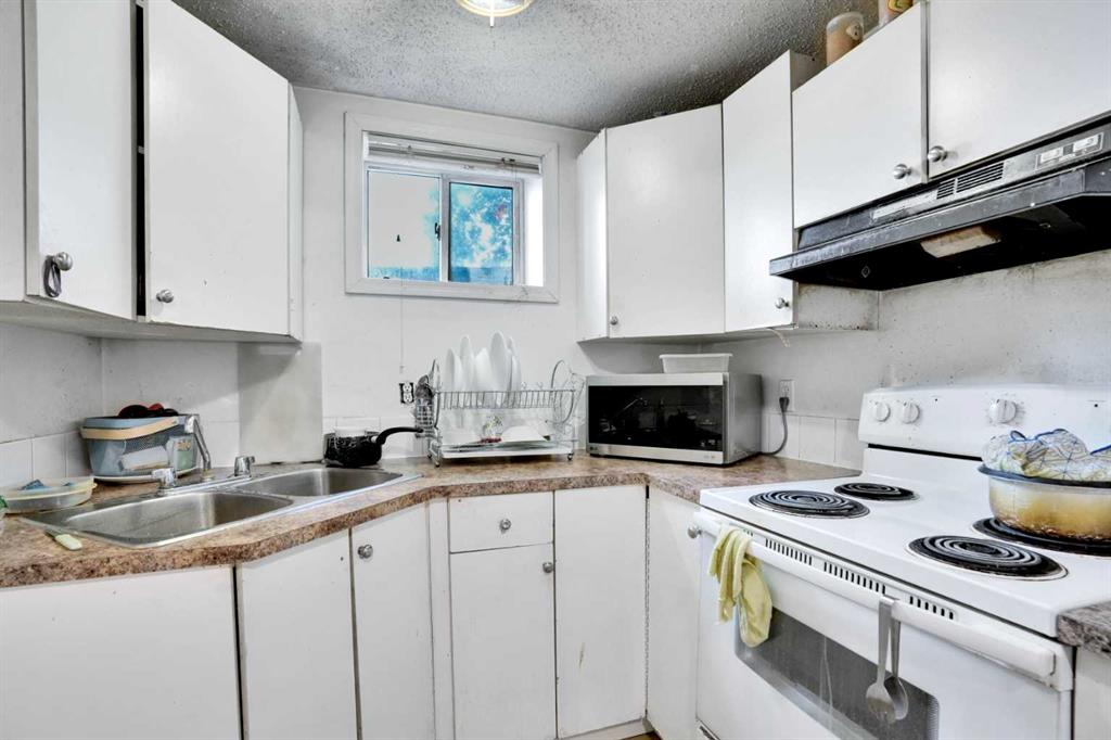 Fifth View of 4024 Whitehorn Drive NE, Whitehorn, Calgary, Alberta, T1Y 4Y2