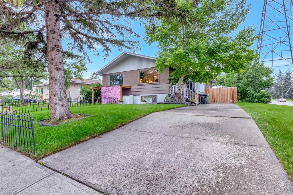 301 38 Street SW, A2242963, Alberta,