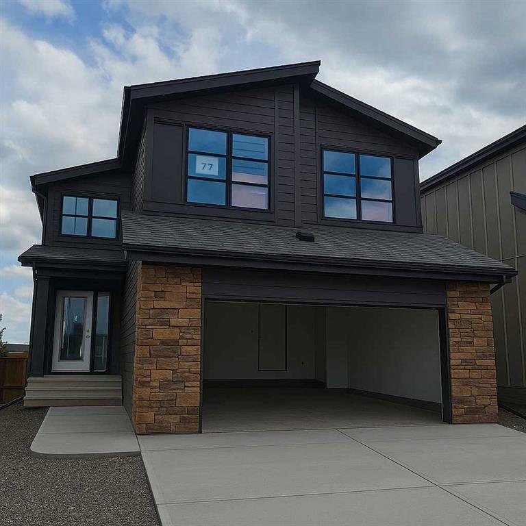 77 Heartwood Lane SE, A2242990, Alberta,