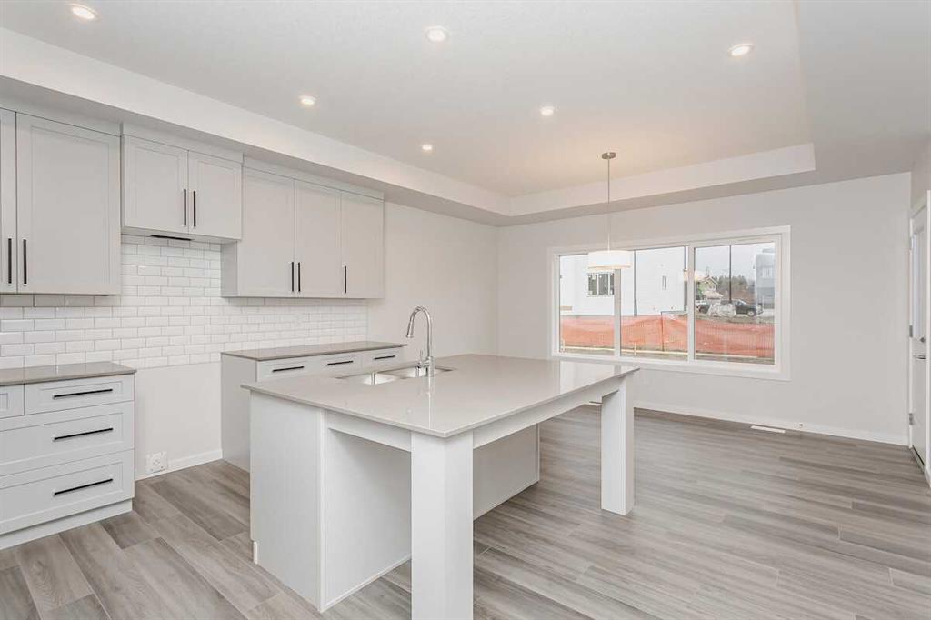 Fifth View of 77 Heartwood Lane SE, Rangeview, Calgary, Alberta, T3M 2K1