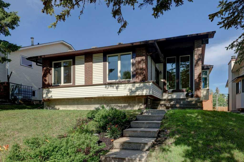 39 Bermondsey Rise NW, A2243103, Alberta,