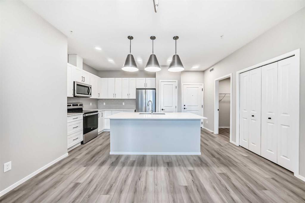 212, 140 Mahogany Street SE, A2243156, Alberta,
