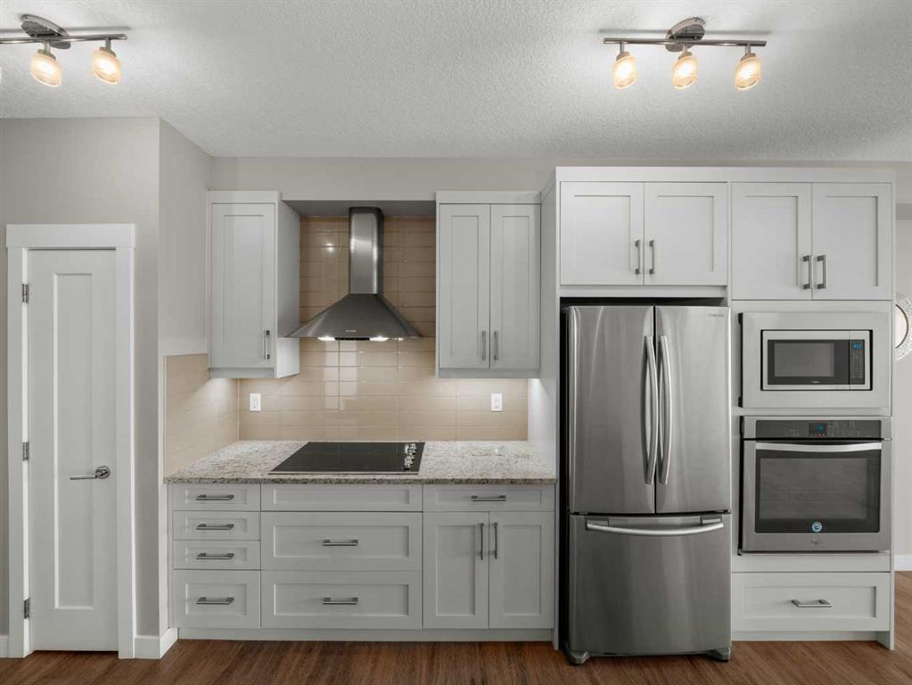 302, 10 Walgrove Walk SE, A2243161, Alberta,