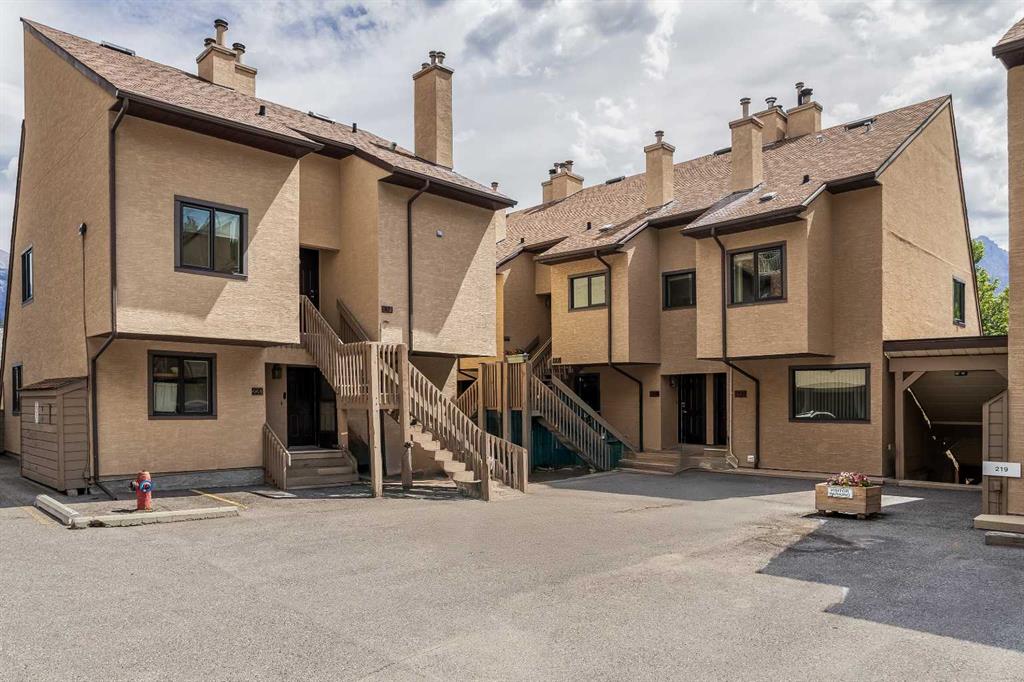 220, 200 Three Sisters Drive , A2243228, Alberta,