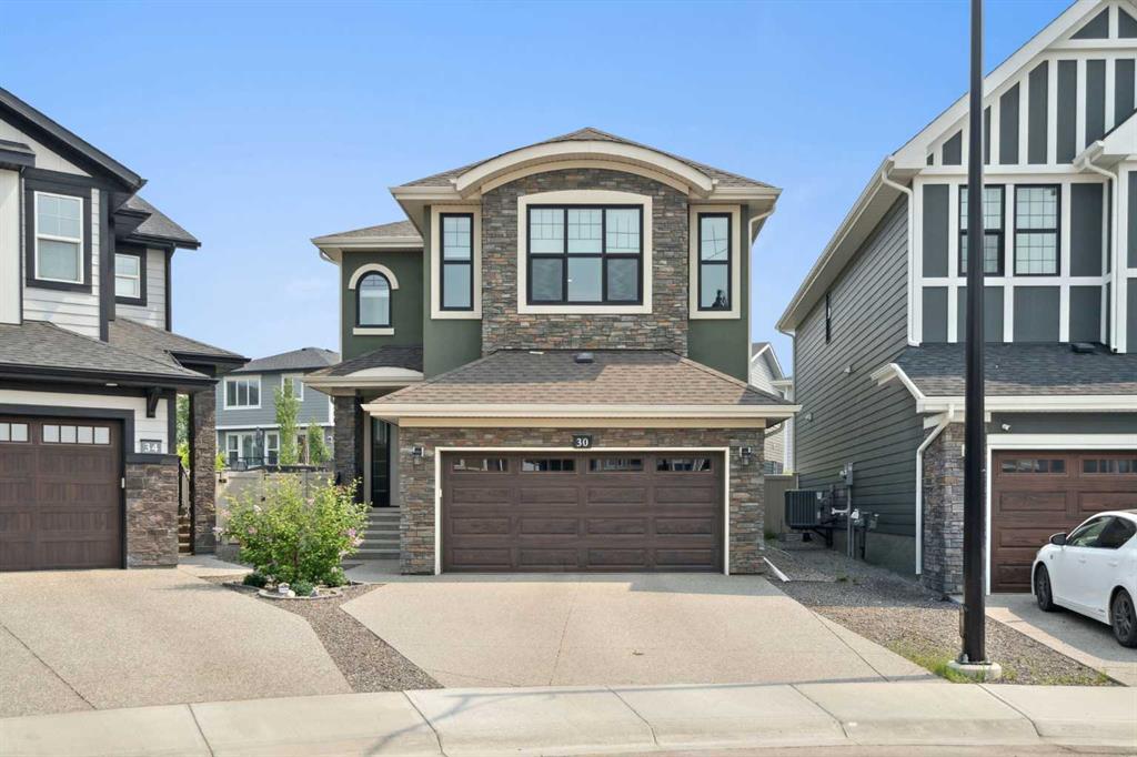 30 West Grove Mews SW, A2243251, Alberta,
