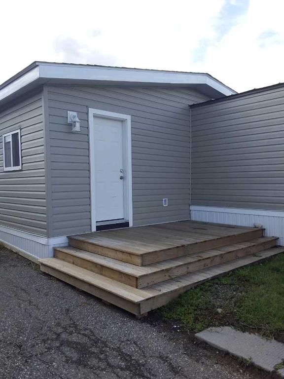 Third View of 375, 6220 17 Avenue SE, Red Carpet, Calgary, Alberta, T2A 7H4