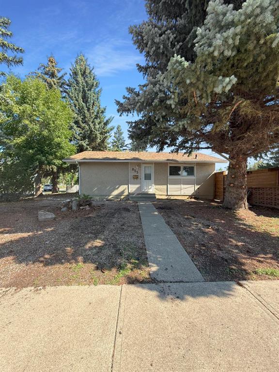 823 23 Street N, A2243483, Alberta,