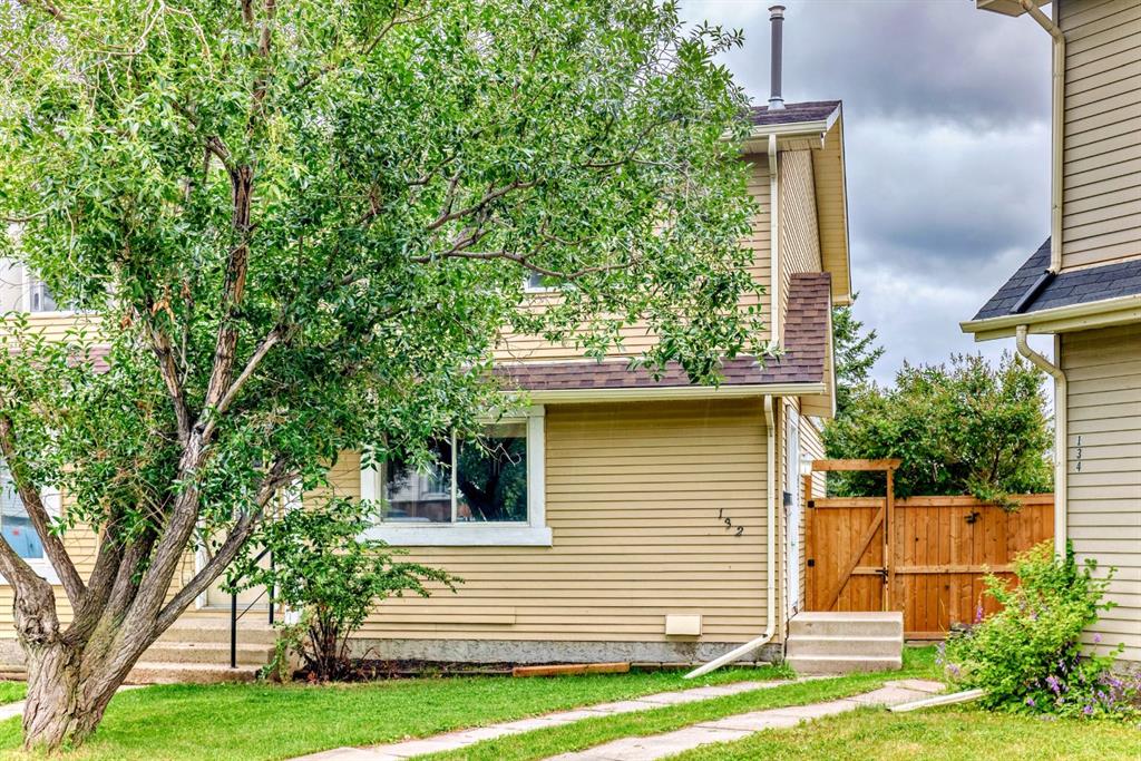 132 Castlebrook Rise NE, A2243504, Alberta,