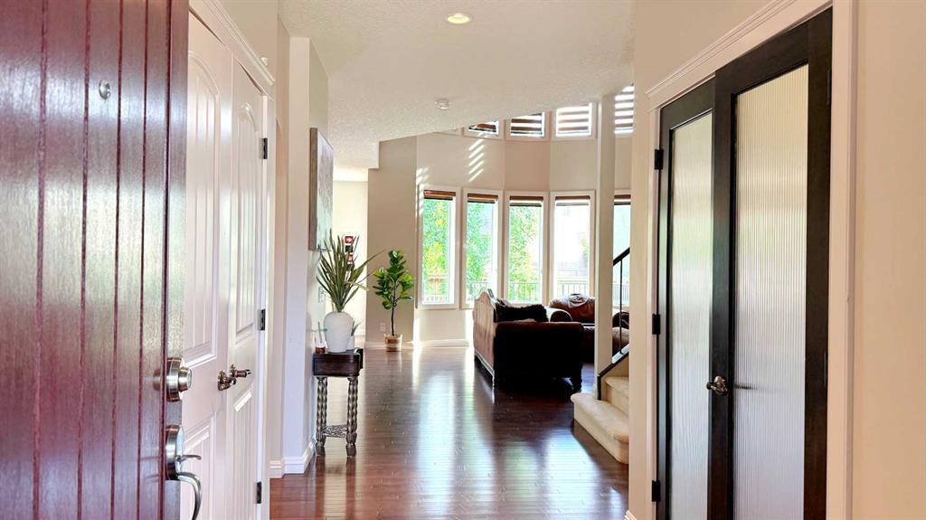 Third View of 8101 9 Avenue SW, West Springs, Calgary, Alberta, T3H0W2