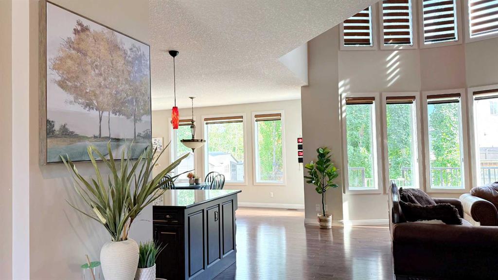 Fourth View of 8101 9 Avenue SW, West Springs, Calgary, Alberta, T3H0W2