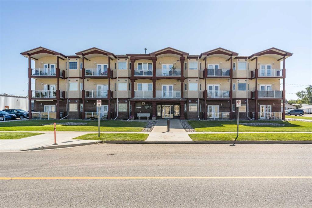 Third View of 209, 105 Main Street S, NONE, Redcliff, Alberta, T0J2P0