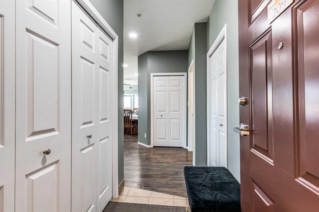 Fourth View of 209, 105 Main Street S, NONE, Redcliff, Alberta, T0J2P0