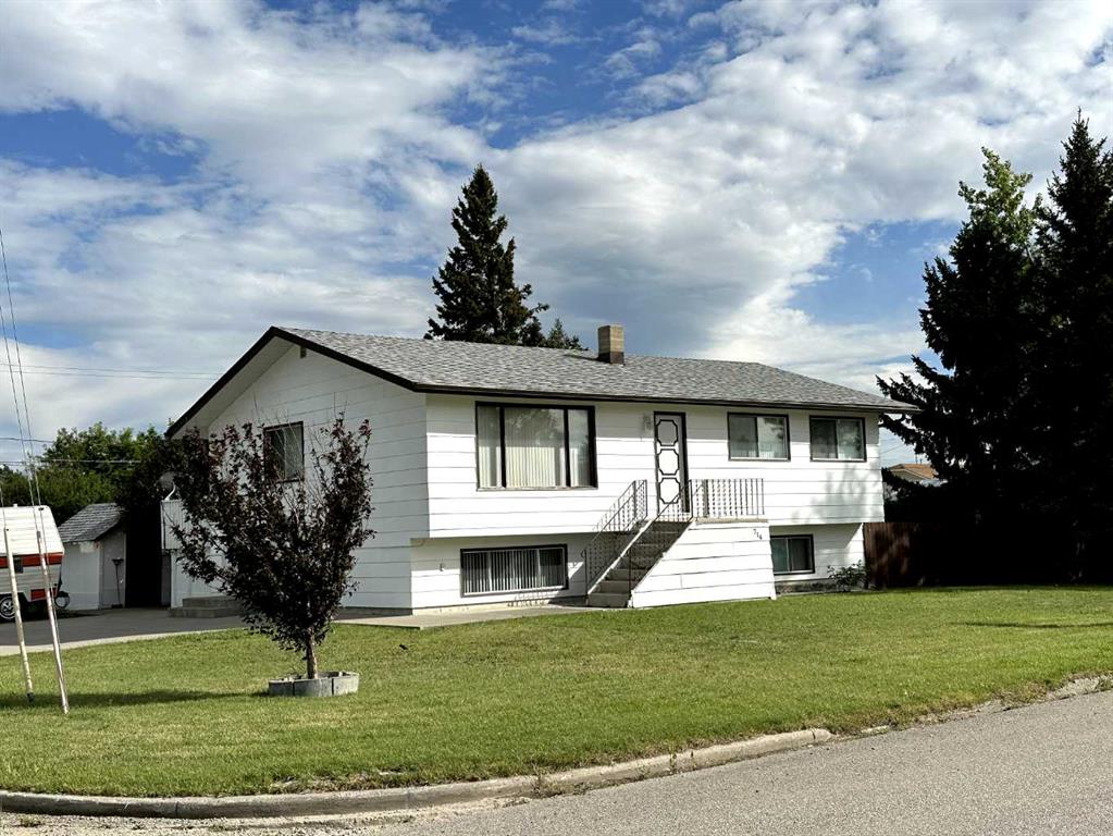 716 2 Avenue , A2243616, Alberta,