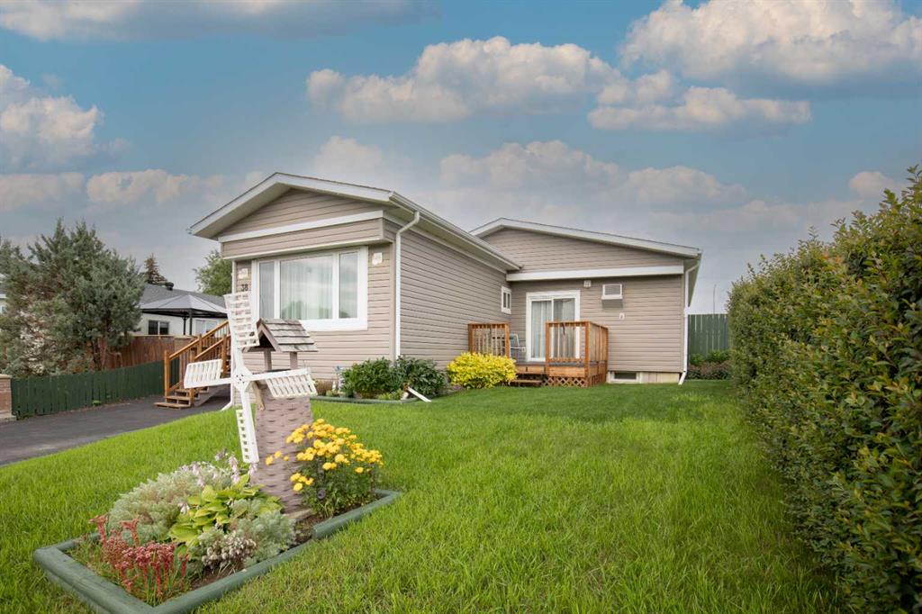 38 Hearthstone Drive  , A2243687, Alberta,