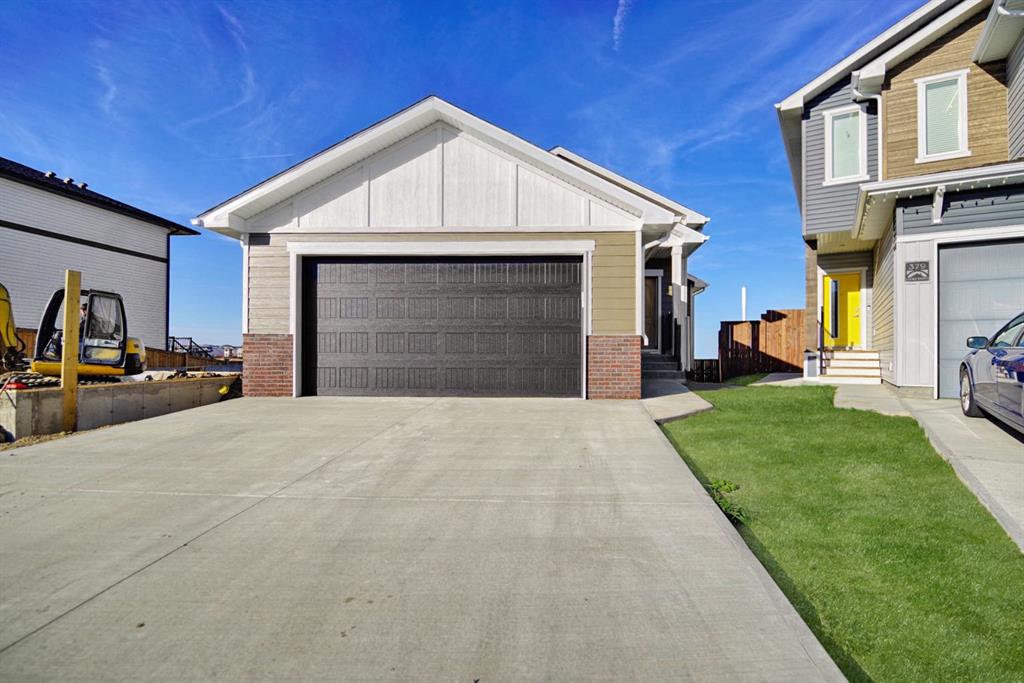 375 Skeena Crescent W, A2243692, Alberta,
