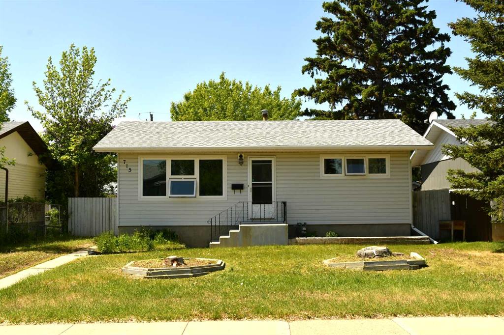 715 2 Street E, A2243706, Alberta,