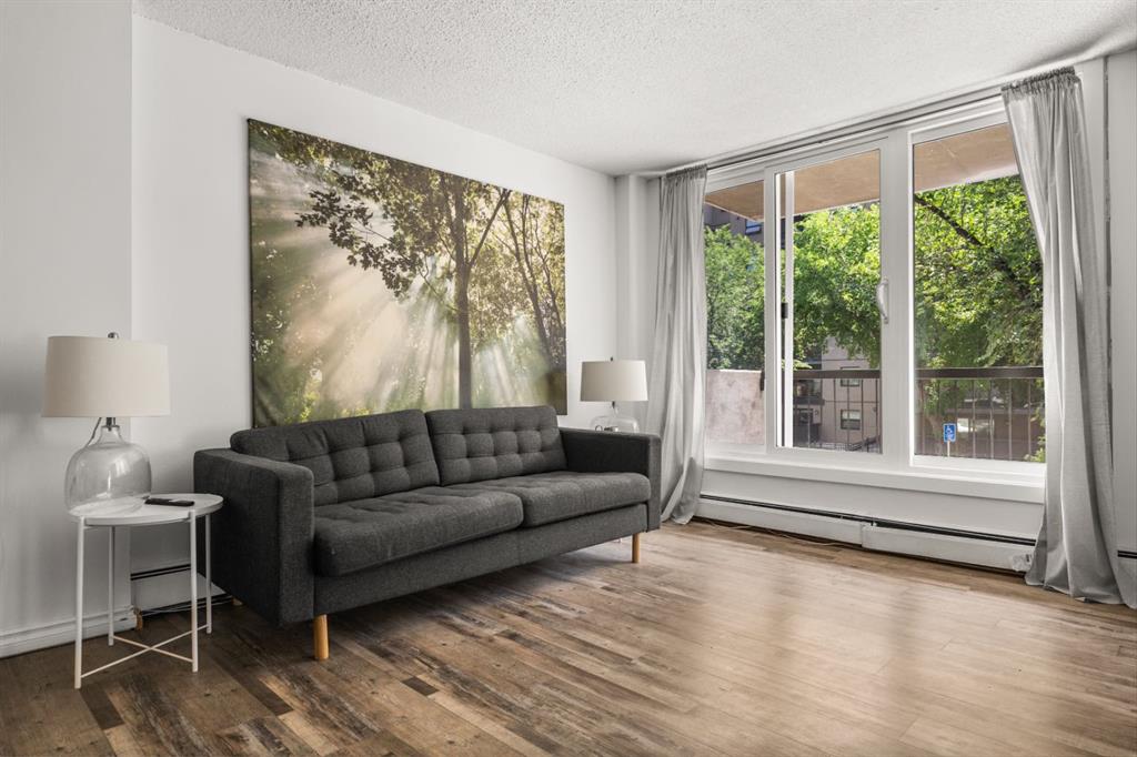 Third View of 202, 1312 13 Avenue SW, Beltline, Calgary, Alberta, T3C 0T3
