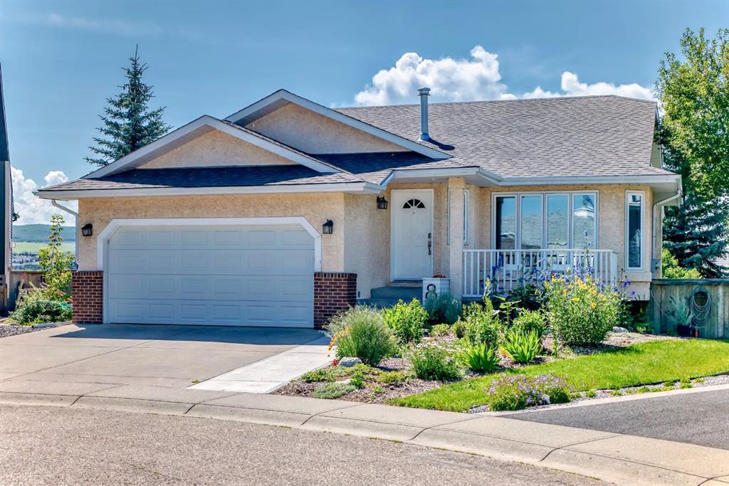 8 West Park Place , A2243783, Alberta,