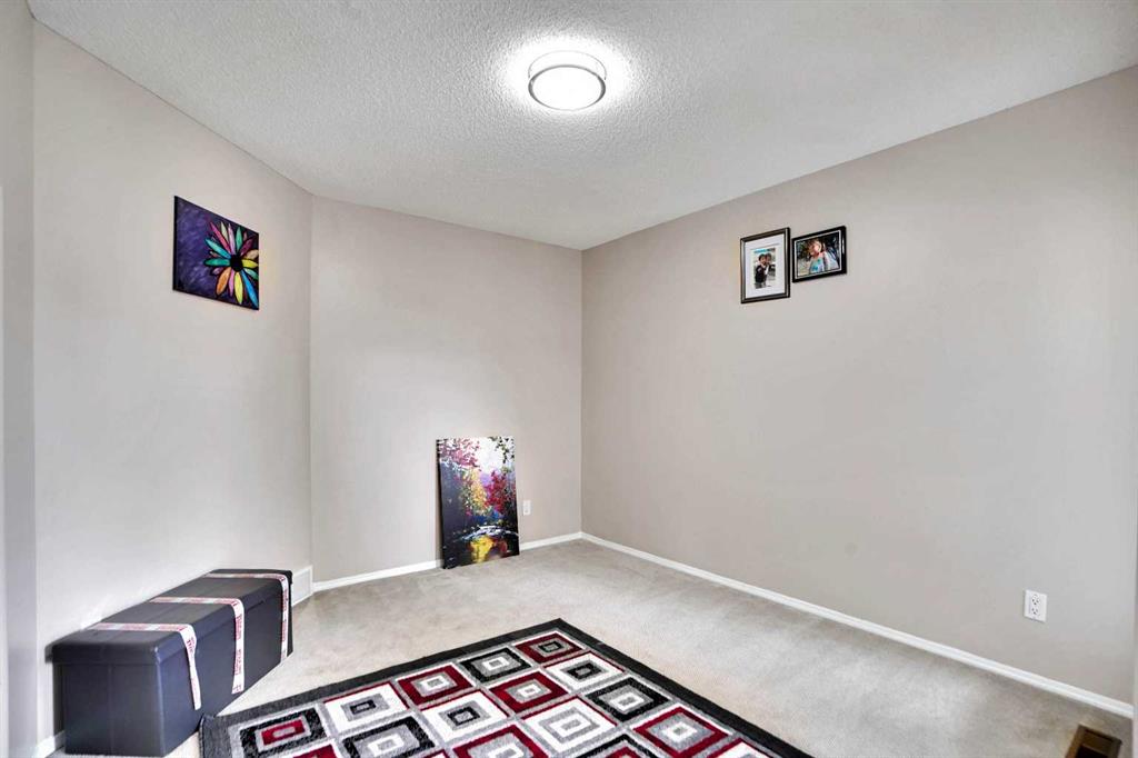 Fifth View of 216 West Lakeview Circle , Lakeview Landing, Chestermere, Alberta, T1X 1M5