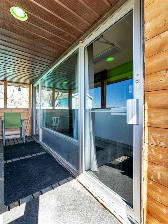 Fifth View of 525 Illingworth Avenue , NONE, Suffield, Alberta, T0J 2N0