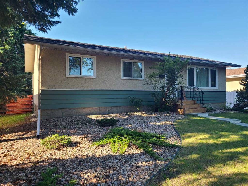 59 Montcalm Avenue N, A2243841, Alberta,