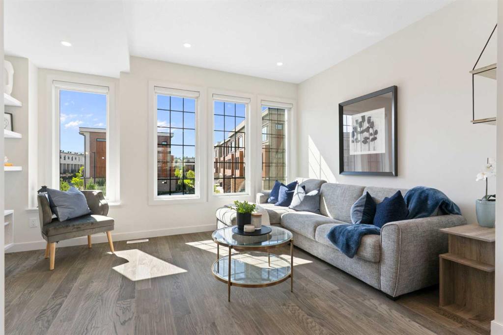 Second View of 104, 81 Greenbriar Place NW, Greenwood/Greenbriar, Calgary, Alberta, T3B6J1