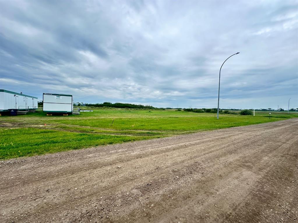 Lot 2, Block 13 2 Street W, A2243882, Saskatchewan,