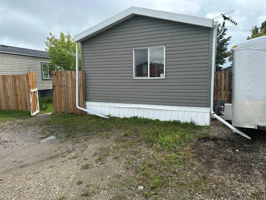 62 Highfield  , A2243913, Alberta,