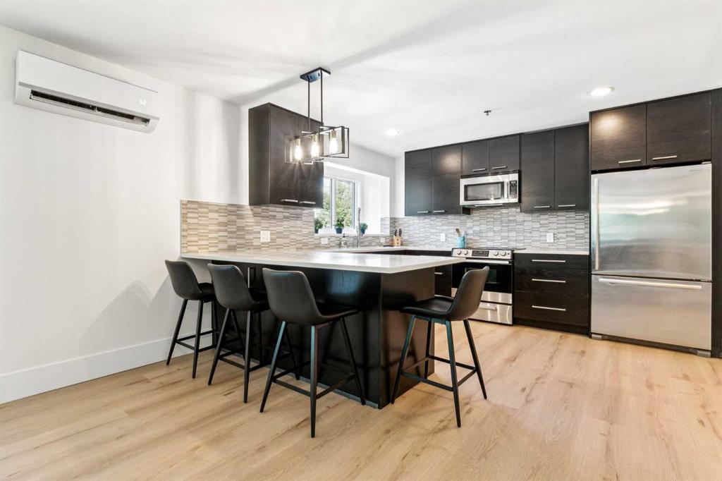 Fifth View of 201, 916 19 Avenue SW, Lower Mount Royal, Calgary, Alberta, T2T 0H7