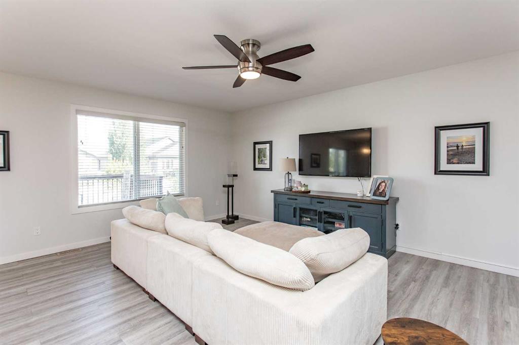 Fifth View of 246 Viscount Drive , Vanier East, Red Deer, Alberta, T4R 0M7