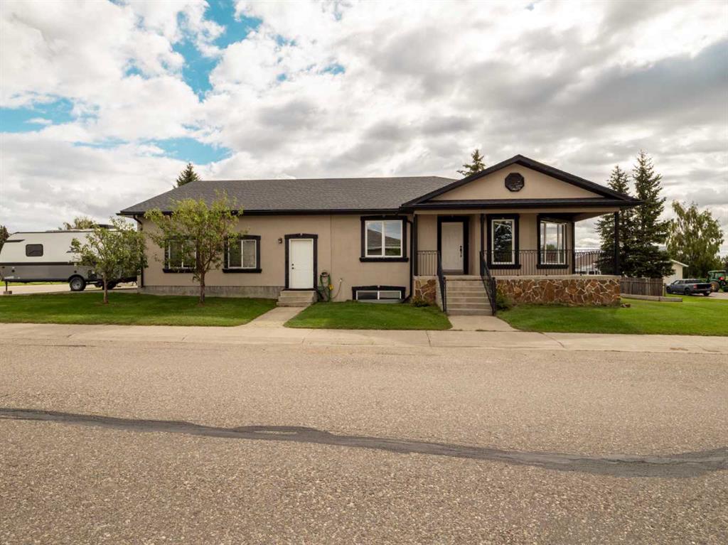 996 2 Avenue W, A2243990, Alberta,