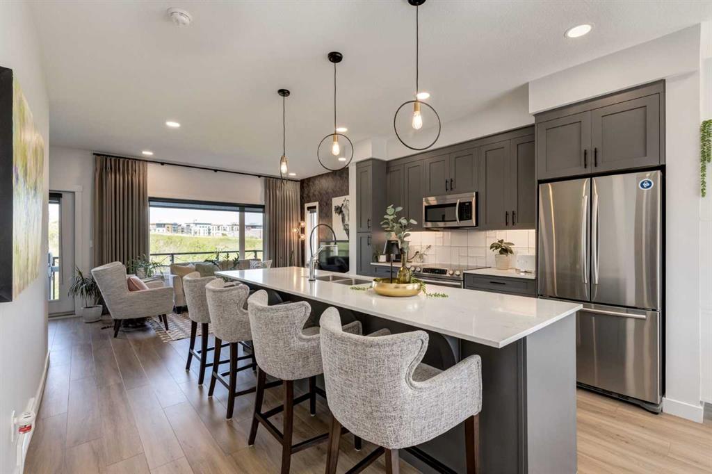 Second View of 102 Na'a Heights SW, Medicine Hill, Calgary, Alberta, T3H6C4