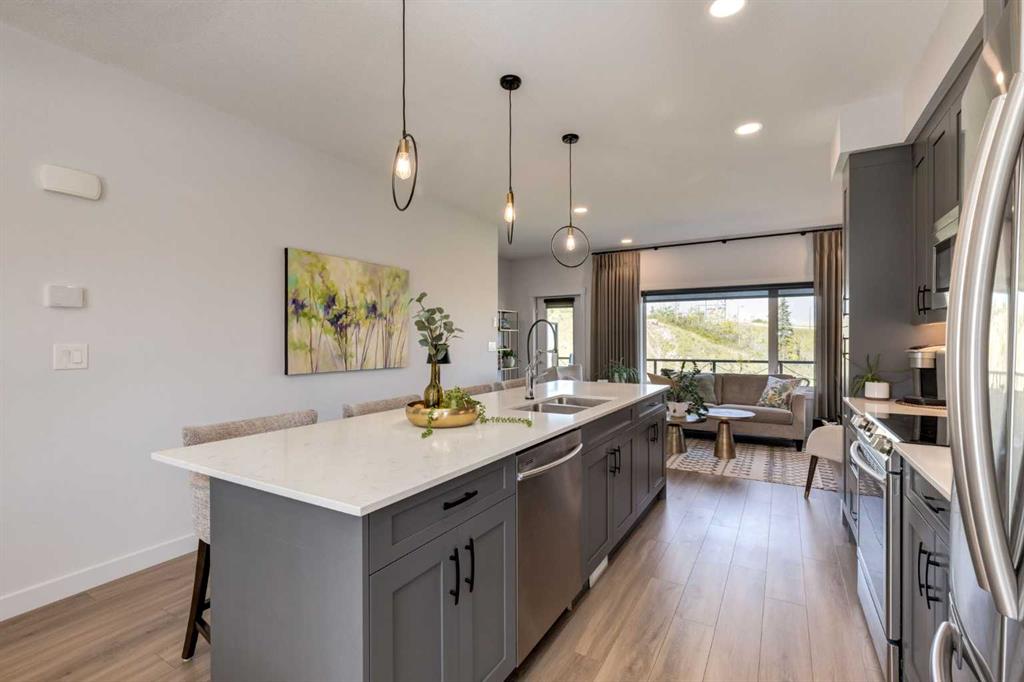 Fifth View of 102 Na'a Heights SW, Medicine Hill, Calgary, Alberta, T3H6C4