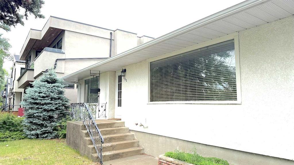 Second View of 720 34 Street NW, Parkdale, Calgary, Alberta, T2N 2X9
