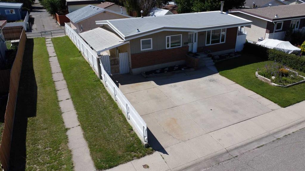 1036 25 Street N, A2244152, Alberta,
